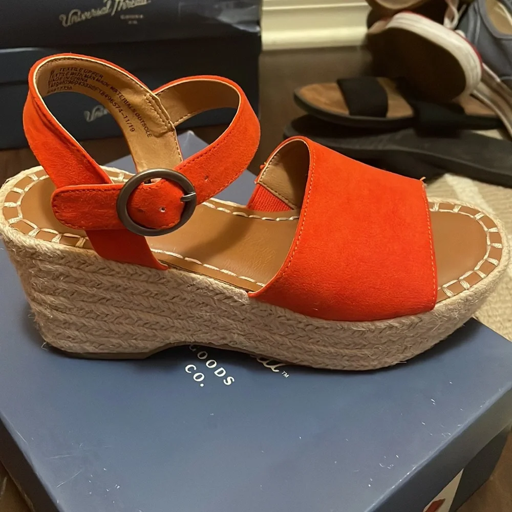 Universal Thread Morgan Orange platform heels🍊👒 - Picture 6 of 9